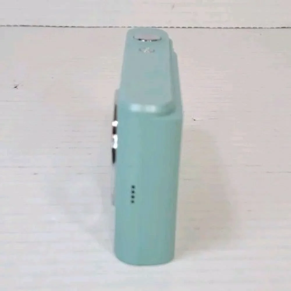 DC301 Digital Camera 36MP Blue 16x Zoom FOR PARTS or REPAIR AS-IS Cracked Screen